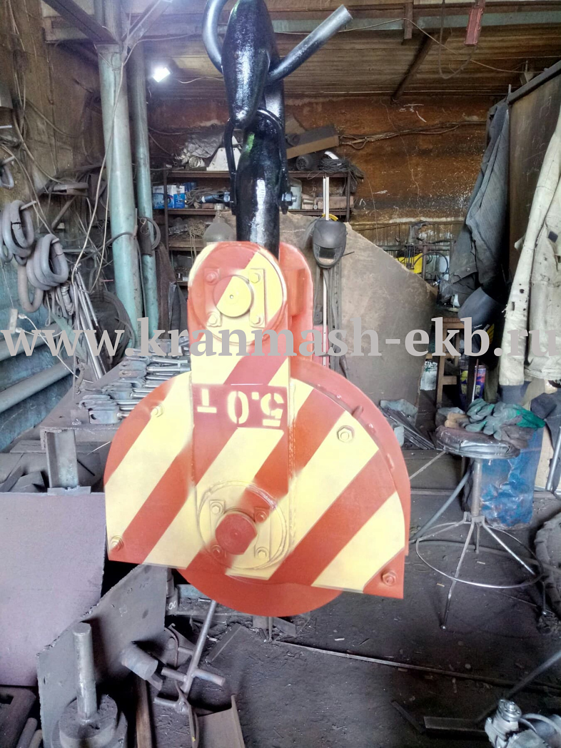 Крюковая подвеска Россия, Крюковая подвеска Болгария